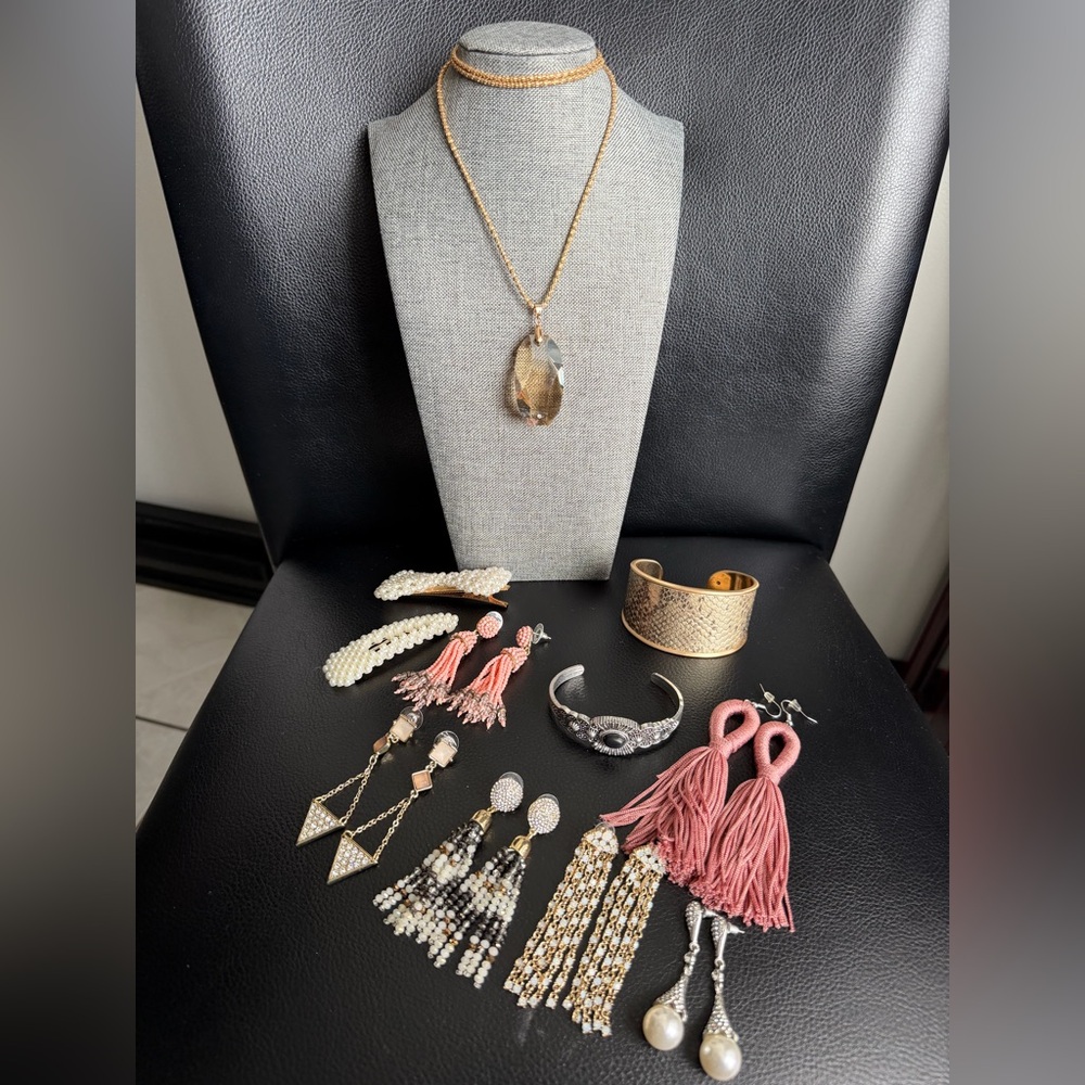 Elegant Gold and Pink Jewelry Set
